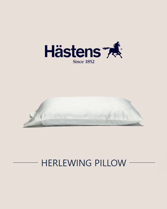Herlewing Pillow: 10% duck feathers, 90% duck down
